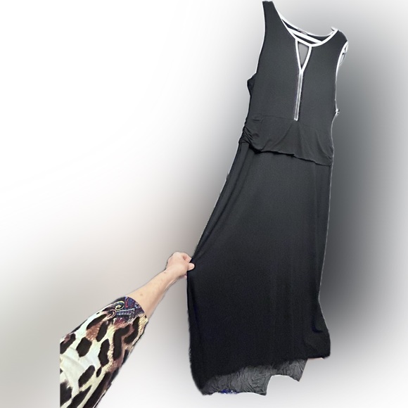 Vince Camuto Plus Size Sleeveless Keyhole Maxi Dress In Black | Lyst 2X - Picture 2 of 8